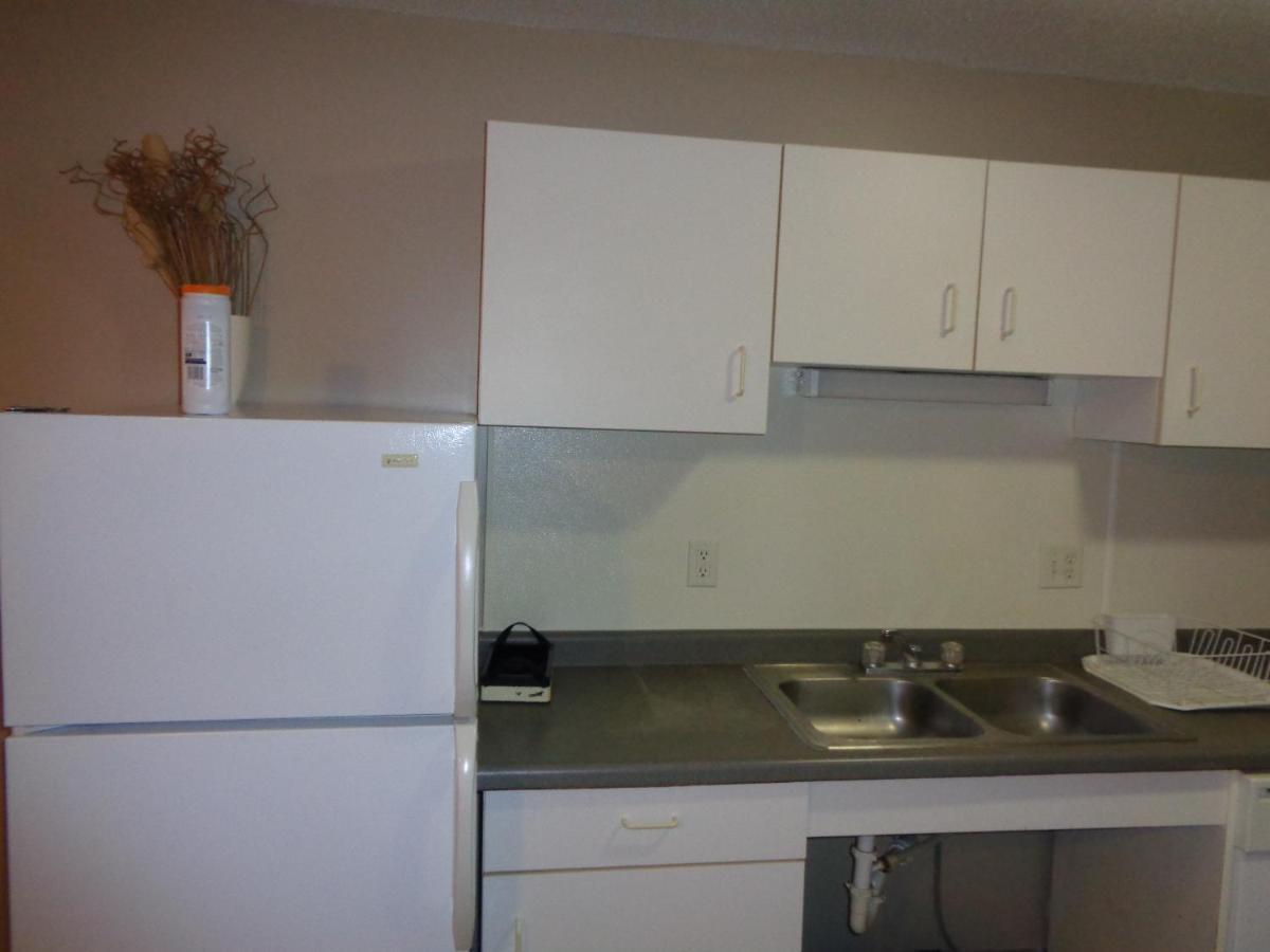 Riverview Suites Apartments Рочестер Экстерьер фото