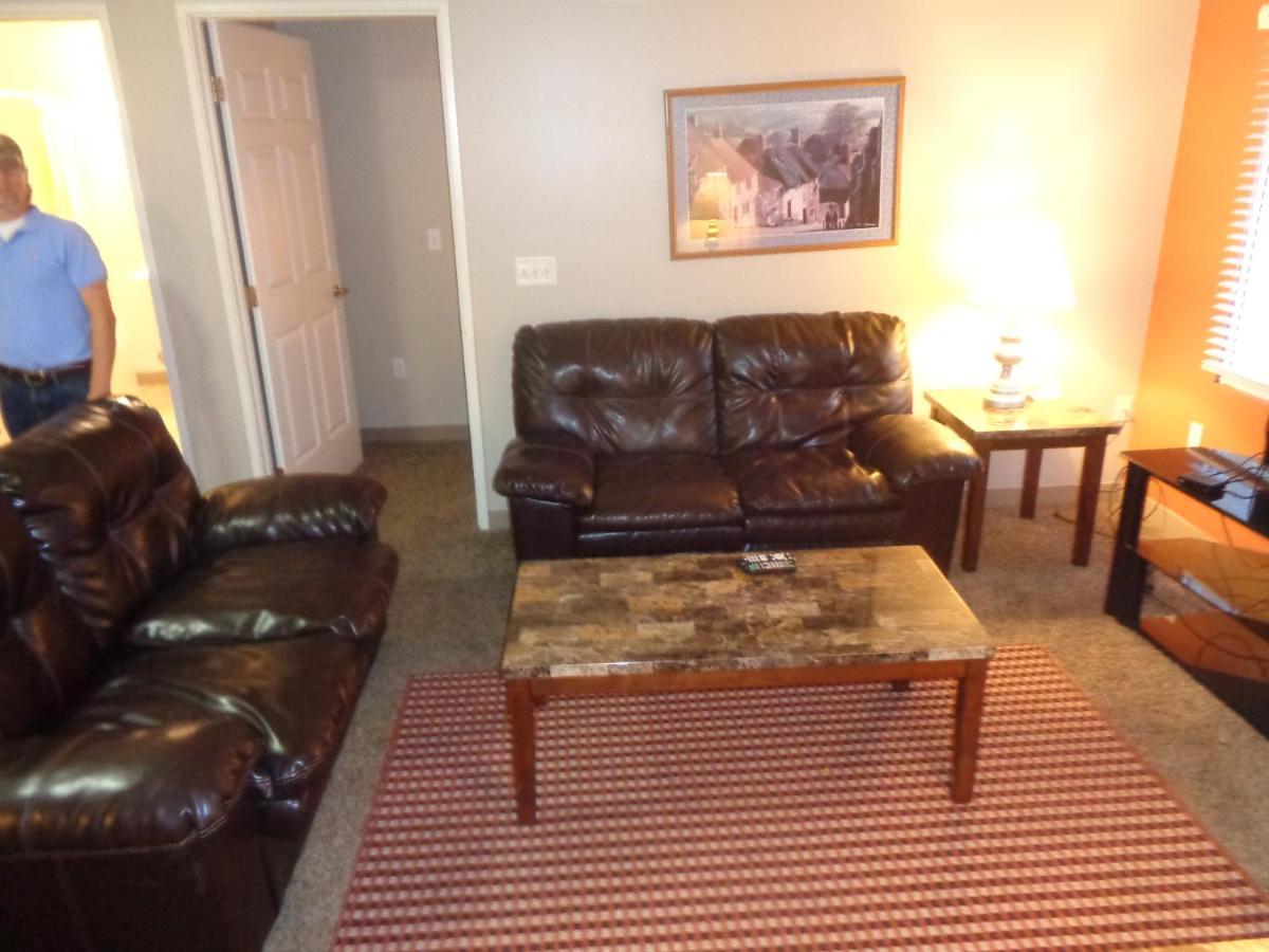 Riverview Suites Apartments Рочестер Экстерьер фото