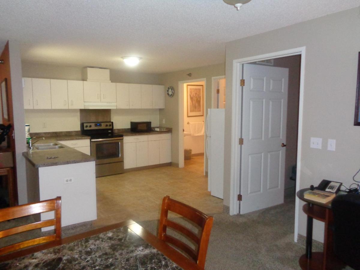 Riverview Suites Apartments Рочестер Экстерьер фото